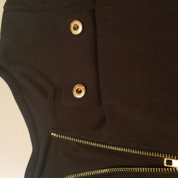 ♥️New boutique Ribbed zipper top - Picture 8 of 10